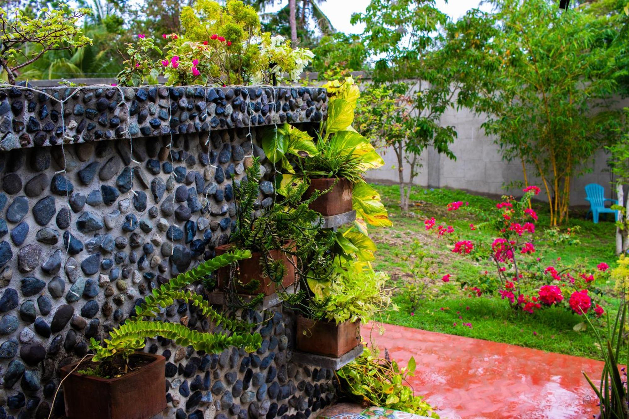 Rhenmart-Inn Siquijor Exterior foto